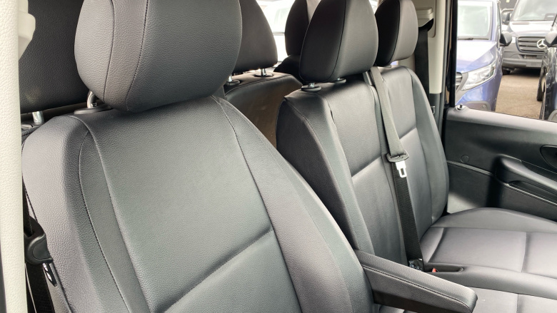 Mercedes-Benz Vito Tourer L3 Diesel Rwd 114 CDI Pro 9-Seater 9G-Tronic